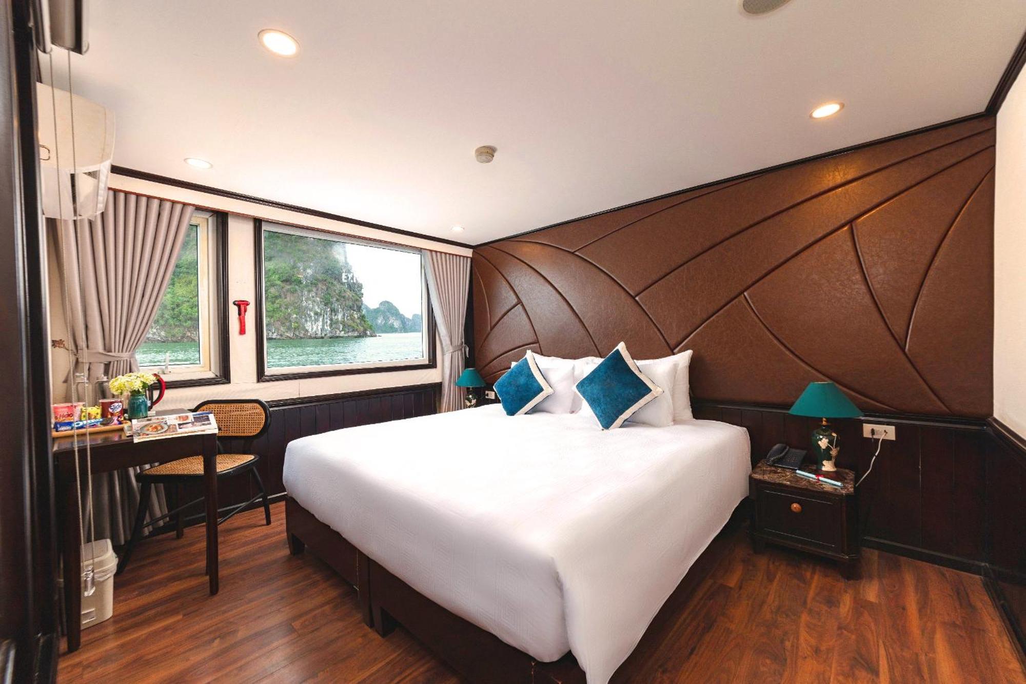 Amanda Cruise On Ha Long Bay Hotel Buitenkant foto